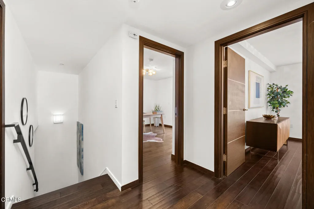 257 S Hudson Avenue 102, Pasadena, California 91101 home-pic-24